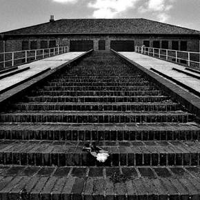 Memorial Neuengamme concentration camp, original Arquitectura Cosa análoga Fotografía de Heinz Baade