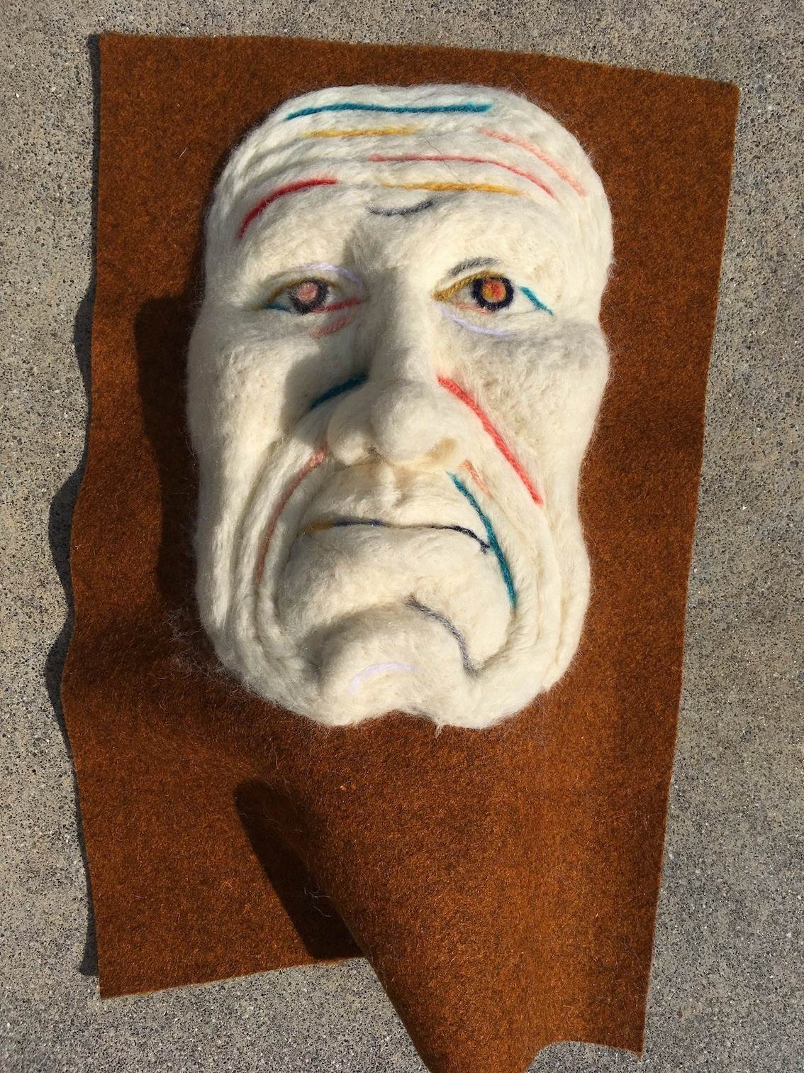 Máscara feltro #9, original   Sculpture par António  Jorge