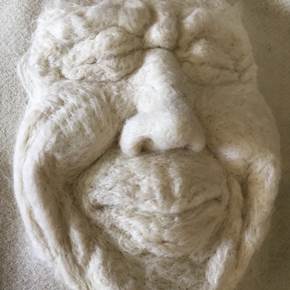 Máscara feltro #6, original Figure humaine Technique mixte Sculpture par António  Jorge